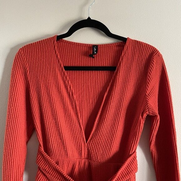 Out From Under Urban Outfitters Women S Red Ribbed Hanna Twist Front Romper - Picture 6 of 11